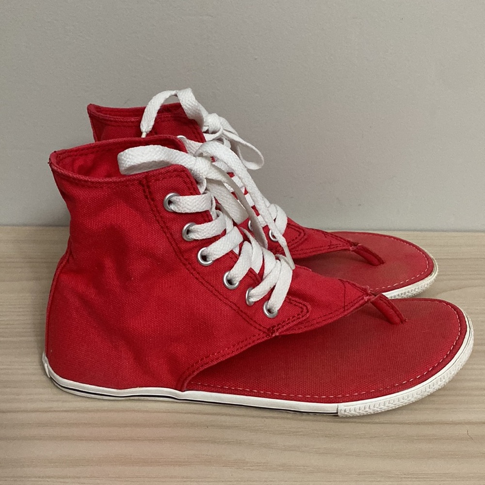 CONVERSE red chuck Taylor lace up flip-flop thong sandals size 5.5 - Picture 3 of 7